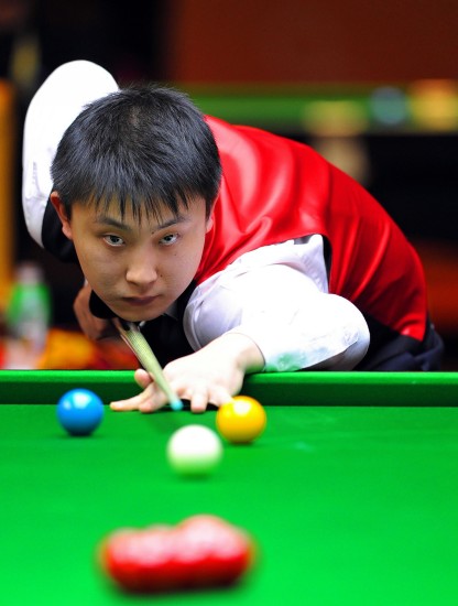 的表现超出 的表现超出