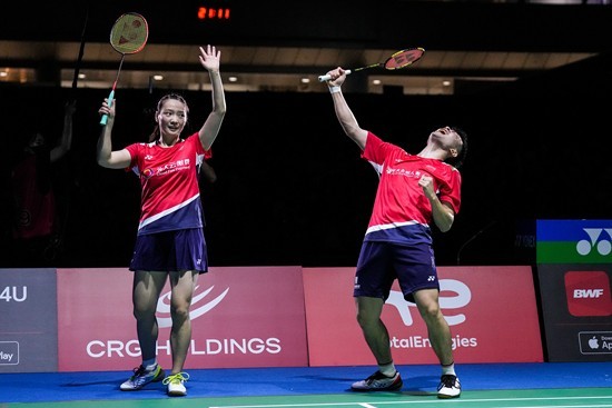 美元的合同 美元的合同