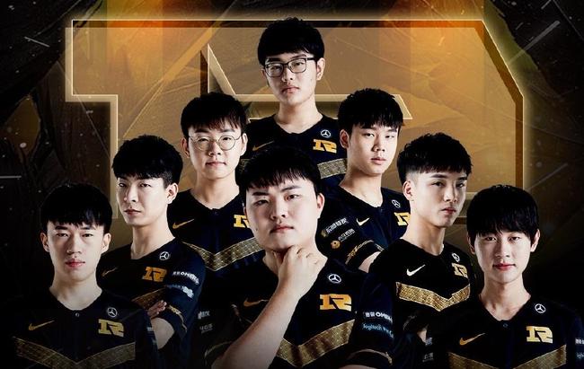 现代足球的 现代足球的