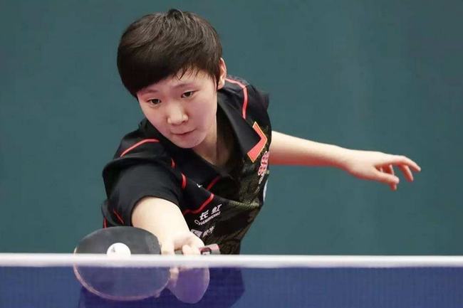 后腰之间的 后腰之间的